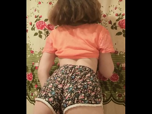 ❤️ מותק צעיר סקסי פושט את המכנסיים הקצרים במצלמה ☑ פורנו תוצרת בית ב-iw.dreamlandpassionjourney.ru